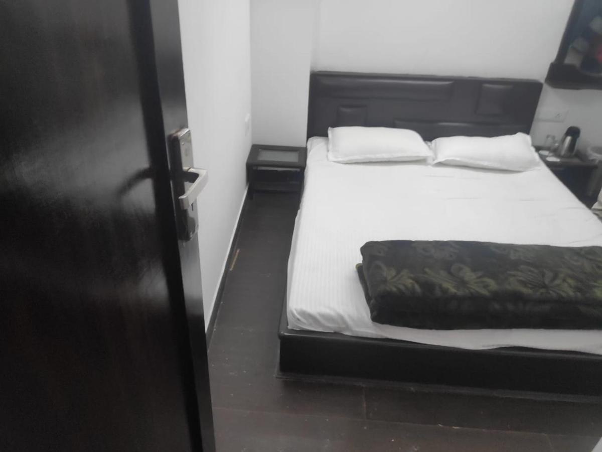 Exotic Naturals Guest House Шімла Екстер'єр фото